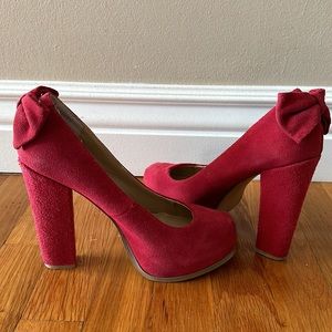 Steve Madden, size 6.5, red platform heels